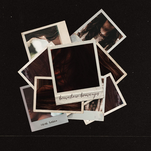 宁荣荣穿jK跳钢管舞
